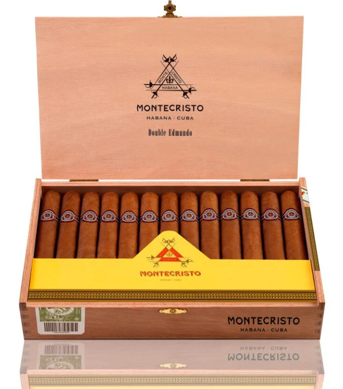 Charuto Montecristo Double Edmundo são josé dos campos